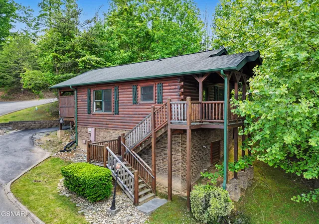 3rd image of 816 Spirit Loop Way, Gatlinburg, TN 37738 | MLS# 3298376