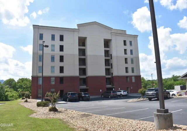 4th image of 1410 Hurley Dr, Sevierville, TN 37862