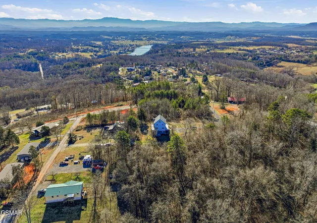 44th image of 2812 Burnett Dr, Kodak, TN 37764 | MLS# 3270018