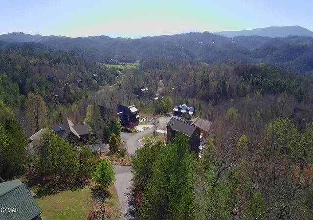 2nd image of 2821 Cedar Falls Way, Sevierville, TN 37862 | MLS# 3298370
