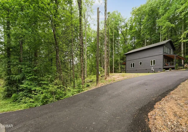 41st image of 2825 Whisper Creek Lane, Sevierville, TN 37862 | MLS# 3304002