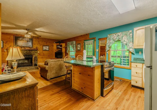 4th image of 3376 Bear Mountain Lane, Sevierville, TN 37876 | MLS# 3278235