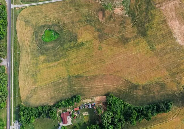 8th image of 330 Pembroke Oak Grove Rd, Oak Grove, KY 42262 | MLS# 3233124