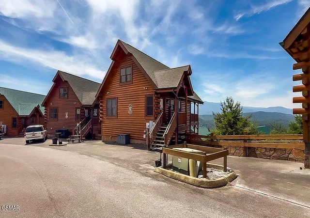 Photo 1 of Sale Pending at 2214 Towering Hemlock Dr, Sevierville, TN 37876 | MLS# 3243157 | Listing updated on 2026-09-20