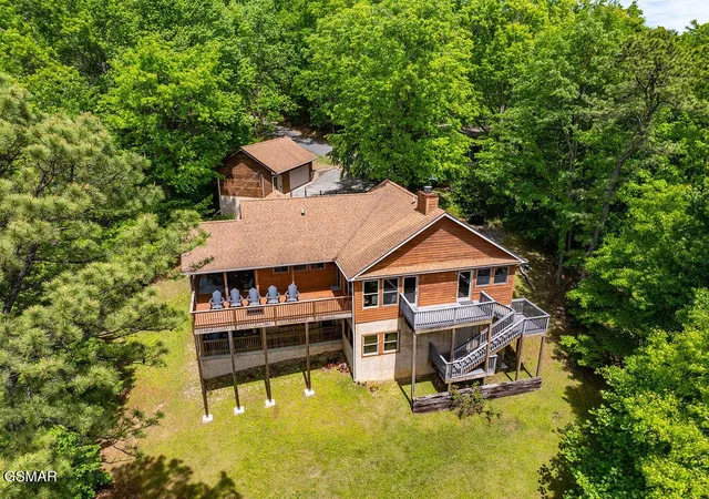 Photo 3 of Single family home for sale at 967 Scenic Trl, Gatlinburg, TN 37738 | MLS# 3243158 | Listing updated on 2026-09-13