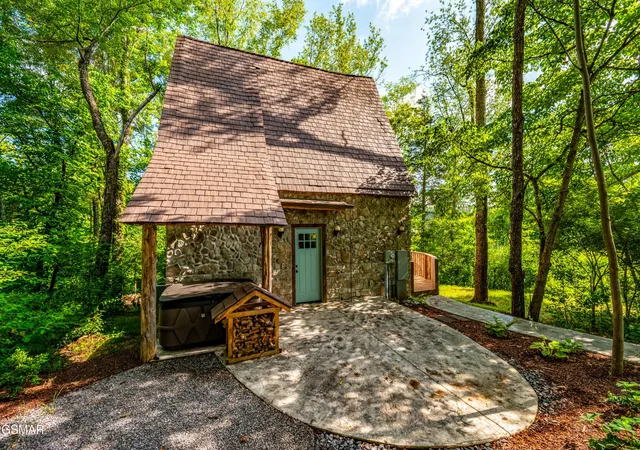 3rd image of 970 Douglas Dam Road, Kodak, TN 37764 | MLS# 3278430