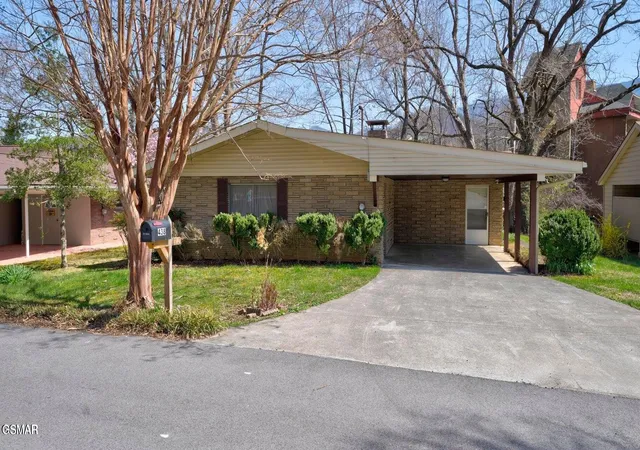 1st image of 438 Cottage Dr, Gatlinburg, TN 37738 | MLS# 3278421