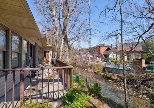 3rd image of 438 Cottage Dr, Gatlinburg, TN 37738 | MLS# 3278421