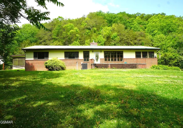 2nd image of 680 Hale Brook Road, Newport, TN 37821 | MLS# 3281433
