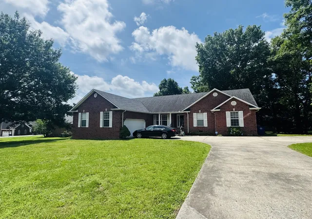 2nd image of 113 Stonegate Circle, Shelbyville, TN 37160 | MLS# 3246935