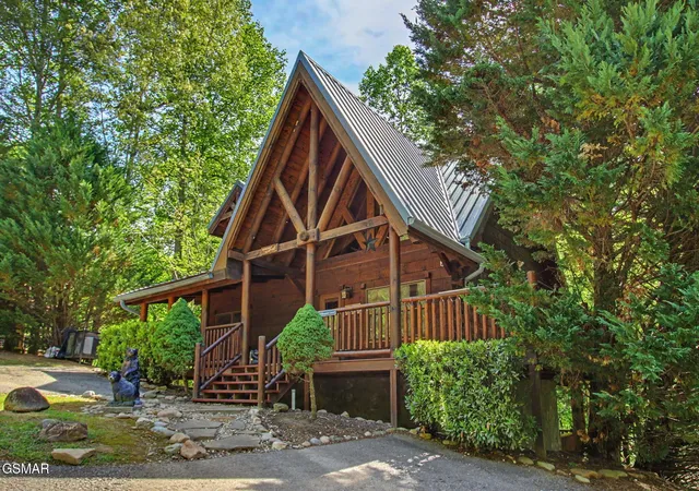 2nd image of 1943 Elk Springs Way, Gatlinburg, TN 37738 | MLS# 3303999