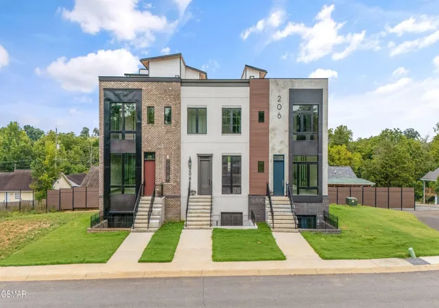3rd image of 208 Granite Dr, Sevierville, TN 37876 | MLS# 3304003