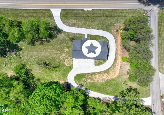 33rd image of 1014 Valley Home Road, Dandridge, TN 37725 | MLS# 3282579