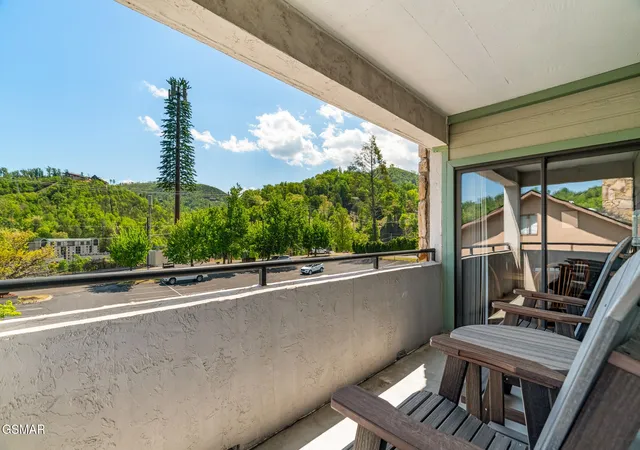 2nd image of 354 E Holly Ridge Road #UNIT 401, Gatlinburg, TN 37738 | MLS# 3272743