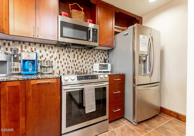 4th image of 410 Big Bear Way #2001, Pigeon Forge, TN 37863 | MLS# 3298239