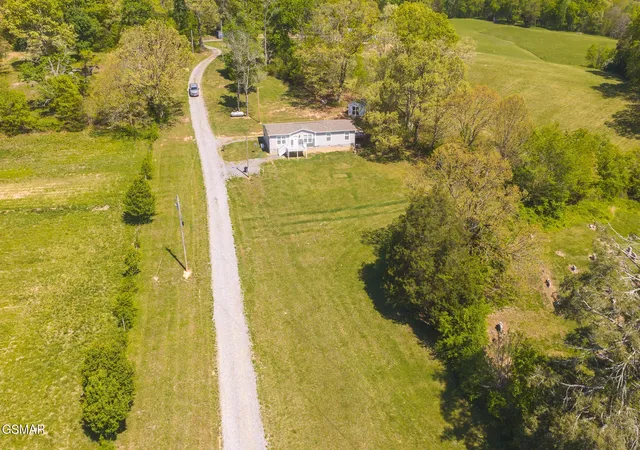 Homes for sale in Bybee, TN | 152 Keisling Road, Bybee, TN 37713 | MLS# 3269822