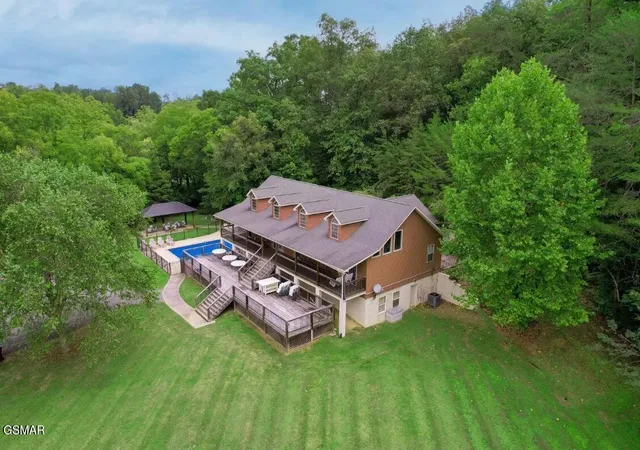 2nd image of 665 Gists Creek Road, Sevierville, TN 37876 | MLS# 3307523