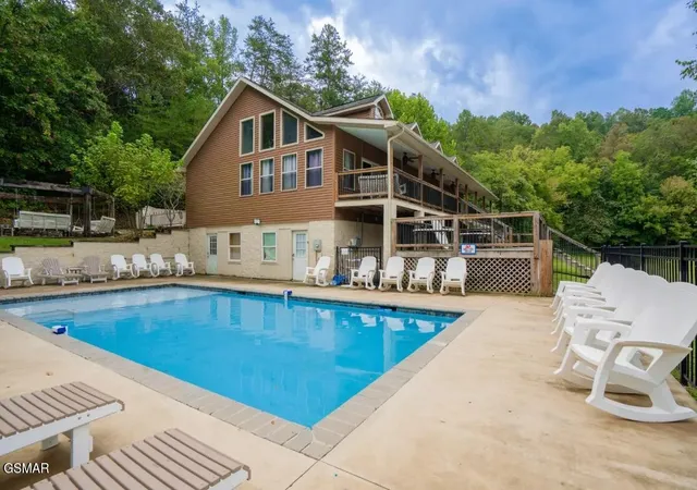 3rd image of 665 Gists Creek Road, Sevierville, TN 37876 | MLS# 3307523