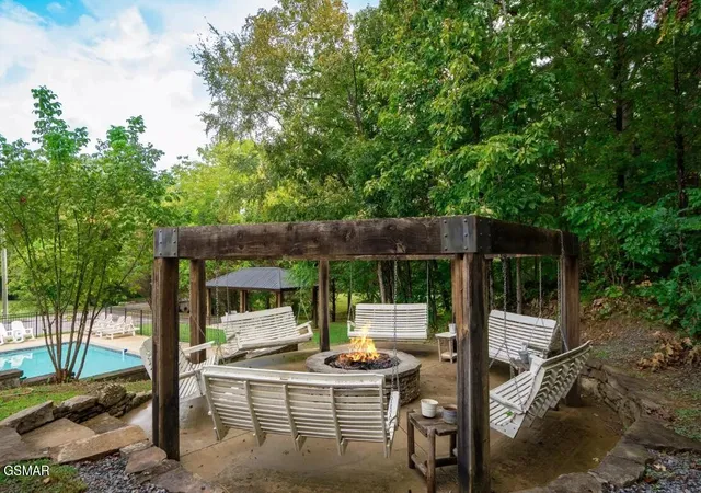 4th image of 665 Gists Creek Road, Sevierville, TN 37876 | MLS# 3307523