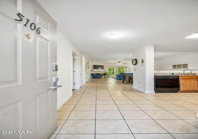 2nd image of 124 Plaza Dr #UNIT 5106, Pigeon Forge, TN 37863 | MLS# 3280813
