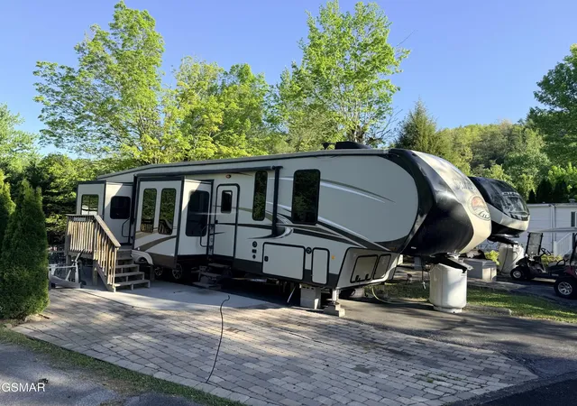 2nd image of 4229 E Parkway #166, Gatlinburg, TN 37738 | MLS# 3513038