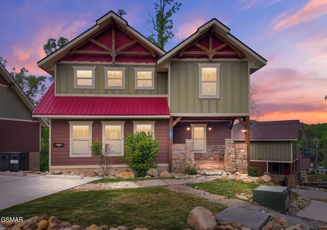 1st image of 906 Whittlers Way, Gatlinburg, TN 37738 | MLS# 3307528