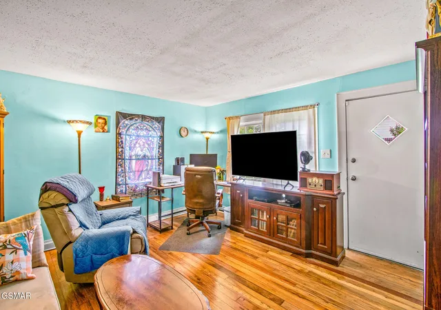 4th image of 2404 Cedar Ln, Knoxville, TN 37918 | MLS# 3278265