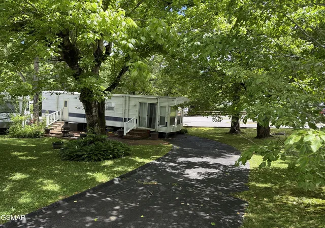 1st image of 4229 E Parkway #10, Gatlinburg, TN 37738 | MLS# 3513060