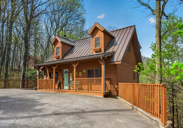 1st image of 2307 Smoky Mountain Court, Gatlinburg, TN 37738 | MLS# 3510517