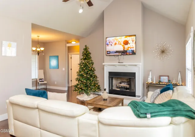 2nd image of 2774 Vista Meadows Lane, Sevierville, TN 37876 | MLS# 3262584