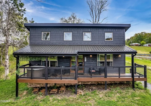 Photo 1 of Single family home for sale at 3412 Worth Rd, Sevierville, TN 37876 | MLS# 3304416 | Listing updated on 2026-09-17