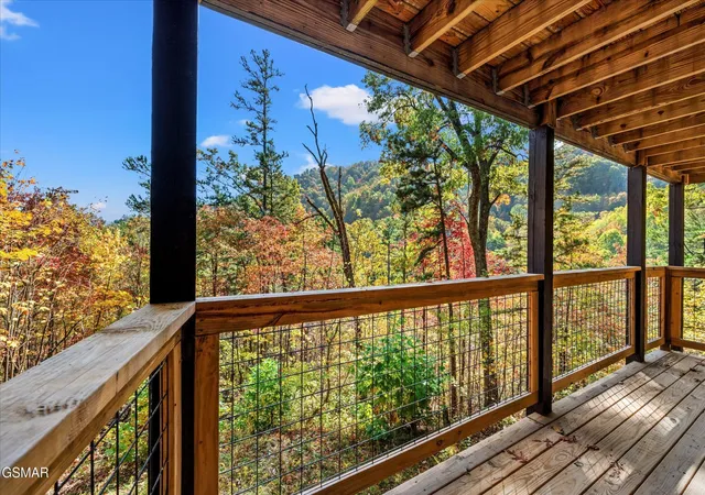 Photo 3 of Single family home for sale at 2758 Overholt Trl, Sevierville, TN 37862 | MLS# 3305359 | Listing updated on 2026-09-14