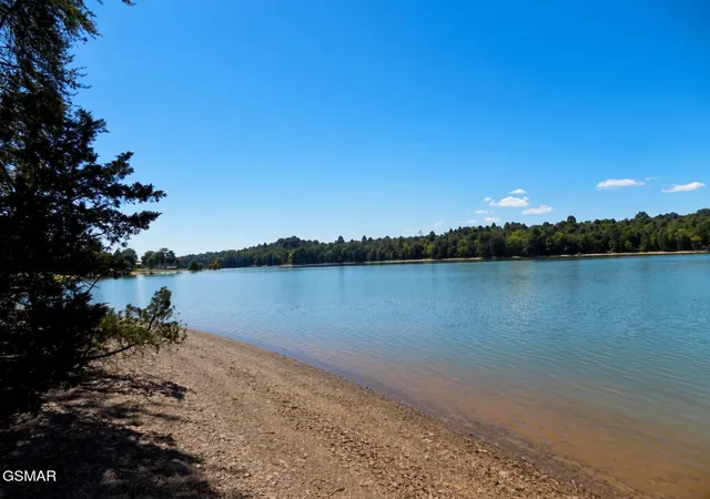 2nd image of 3753 Lake Point Dr, Morristown, TN 37814 | MLS# 3282559