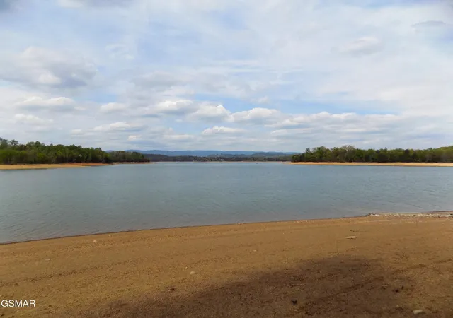 3rd image of 3753 Lake Point Dr, Morristown, TN 37814 | MLS# 3282559