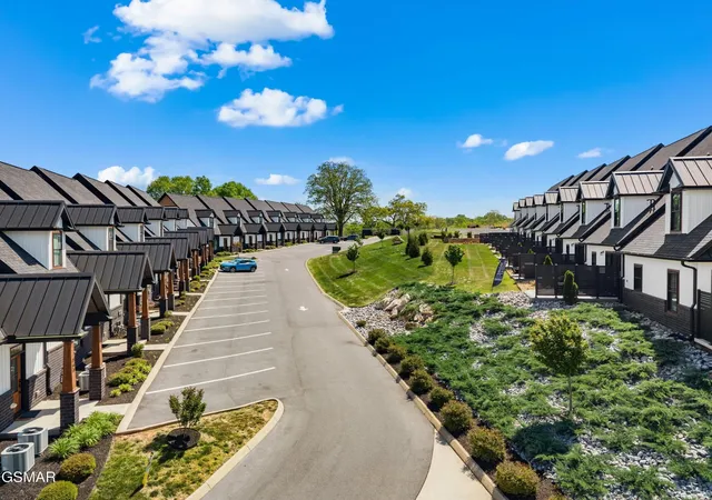 31st image of 422 Fleeta Williams Way, Sevierville, TN 37862 | MLS# 3304493