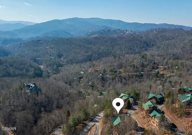 34th image of 960 High Mountain Way, Gatlinburg, TN 37738 | MLS# 3270203