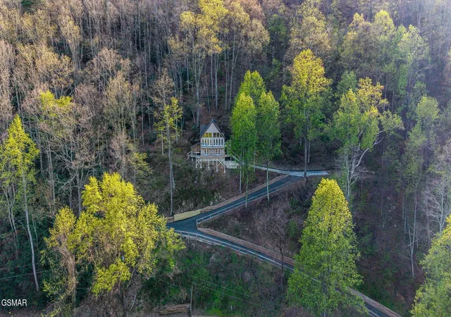 37th image of 2821 Overholt Trail, Sevierville, TN 37862 | MLS# 3278277