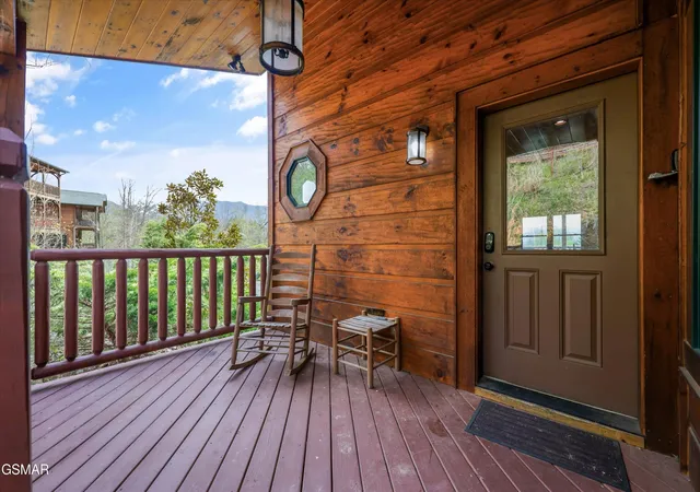 2nd image of 655 Gatlinburg Falls Way, Gatlinburg, TN 37738 | MLS# 3304412