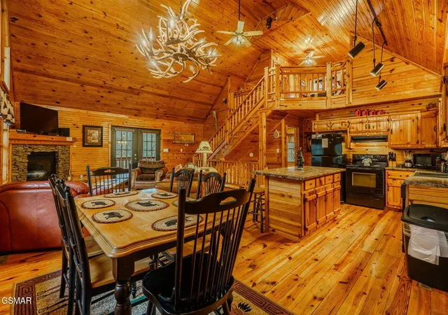 3rd image of 4040 Hickory Hollow Way, Sevierville, TN 37862 | MLS# 3302151