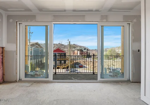 4th image of 215 Circle Dr #11, Gatlinburg, TN 37738 | MLS# 3288527