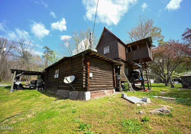 3rd image of 1941 Bluff Mountain Road, Sevierville, TN 37876 | MLS# 3314600