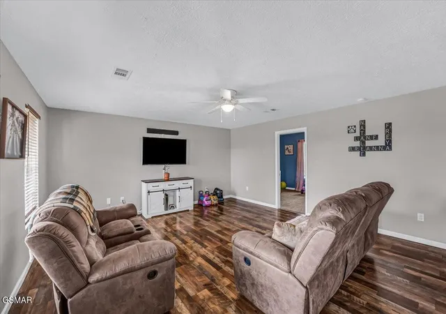 5th image of 2026 Jonathan Dr, White Pine, TN 37890 | MLS# 3270047