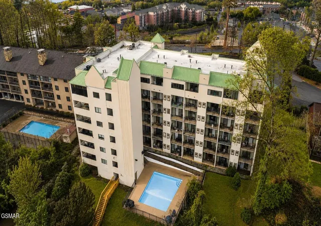 2nd image of 354 E Holly Ridge #STE 301, Gatlinburg, TN 37738 | MLS# 3305343
