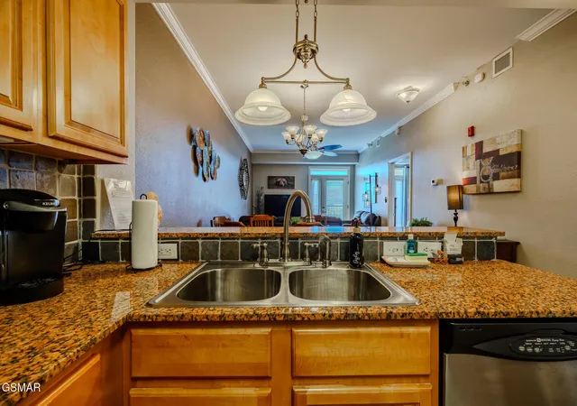 4th image of 1410 Hurley Dr #UNIT 502, Sevierville, TN 37862 | MLS# 3302133