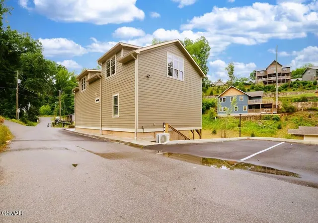 4th image of 260 Circle Dr, Gatlinburg, TN 37738 | MLS# 3278463