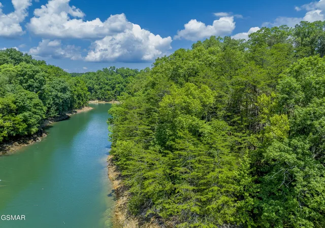 1st image of 407 Jack Potts Dr, Dandridge, TN 37725 | MLS# 3322520