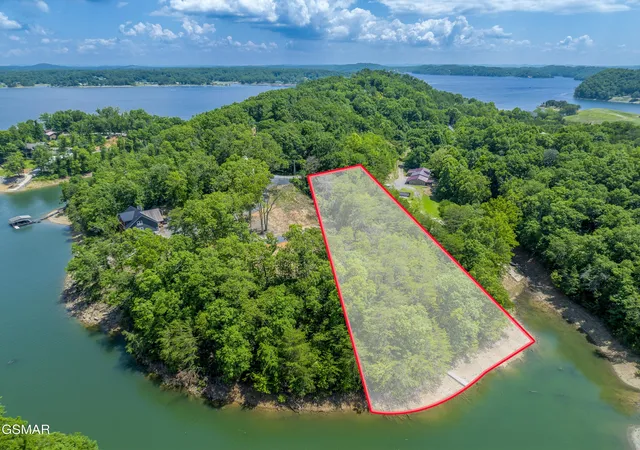 2nd image of 407 Jack Potts Dr, Dandridge, TN 37725 | MLS# 3322520