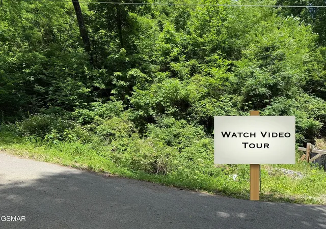 1st image of 506 Crooked Ridge Road, Gatlinburg, TN 37738 | MLS# 3282554