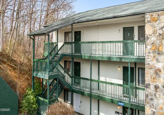 3rd image of 1102 Ski View #UNIT 308, Gatlinburg, TN 37738 | MLS# 3305339