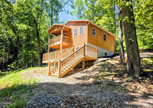 Homes for sale in Dandridge, TN | 125 Deer Run Way, Dandridge, TN 37725 | MLS# 3263101
